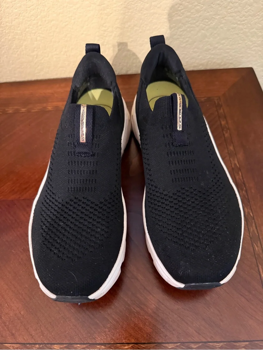 Ryka Black Knit Slip-On Sneakers sz 7.5